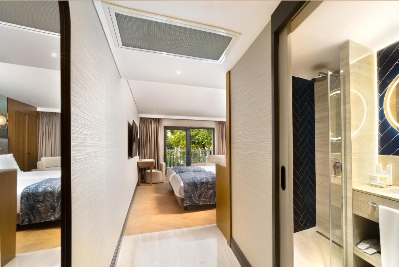 Bentley Hotel Old City-Special Class Istambul Exterior foto A room at the hotel